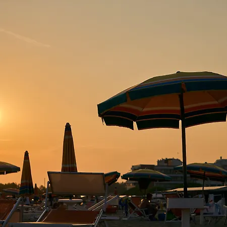 With Lovely Terrace 200 M From The Apartament Bibione